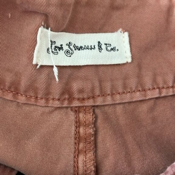 Levi's Strauss & Co High Waisted Belted Shorts - Picture 7 of 10